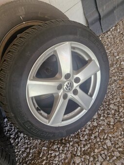 Predám zimné VW pneumatiky s diskami - 2