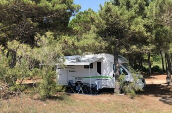 obytne auto Forster T 699 EB, do 3,5t, 6,99m - 2