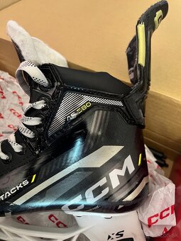 CCM TACKS AS- 580 VEĽKOSŤ 38 SUPER STAV - 2