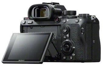 SONY A7RIII telo - 2