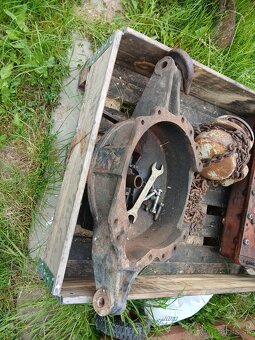 Robur príruba zetor robur dh 112 - 2