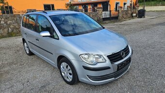 Volkswagen Touran 1.9 Tdi 77kw Dpf Conceptline 7miest - 2