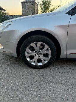 Citroen C5 Combi Tourer 2.0 HDI 100kw Automat,Xenon,R17 - 2