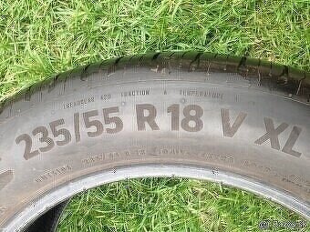 Predám pneumatiky Continental 235/55 R18 - 2