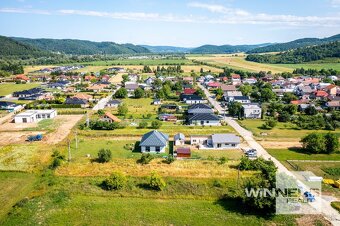 Ponúkam na predaj dva pozemky v Lackovciach - 2