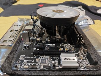 Pol konfig- Ryzen 5 3600, DDR4 2x8GB kit, A320M - 2
