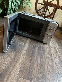 mikrovlnka plus menič 24v - 2