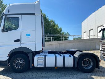 ACTROS - MERCEDES BENZ - 2