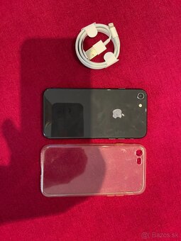 Apple Iphone 8/64GB - pekný stav, odblokovaný - 2