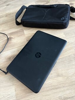 Notebook HP 15,6″ + taška - 2