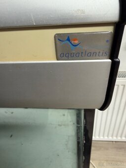 Predám akvárium 200L - 2