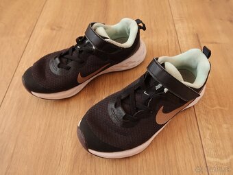 Tenisky NIKE č. 32 (20,5 cm) - 2