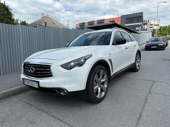 Infiniti FX30dS Premium - 2