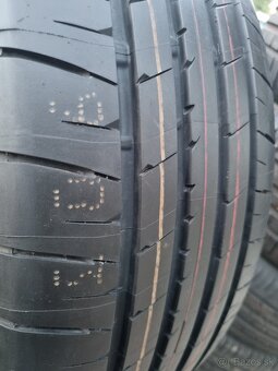 215/55R18 Bridgestone 8mm letné - 2