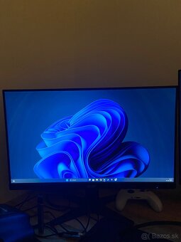 Predám 2 monitory - 2