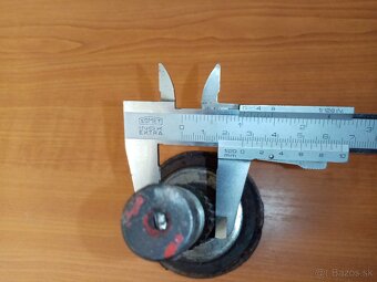 MITSUBISHI, DAJHATSÚ FEROZA - 2