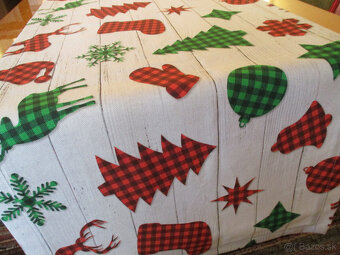 Vianočná štóla na prírodnej bielej - 2