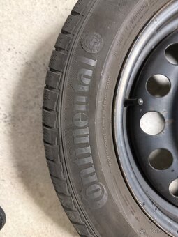 205/60 r 16 s plechovými diskami 5x114,3 et 50 - 2