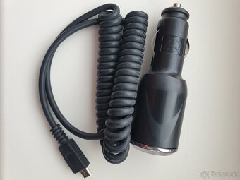 Predám HTC originál autonabíjačku mobilu... - 2