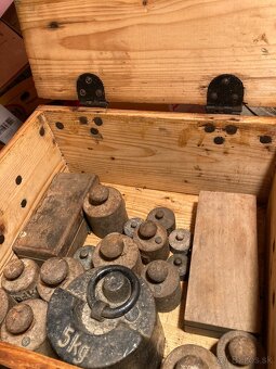 Nabojová bednička a zavažia - 2