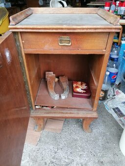 Predám starožitný nábytok. - 2