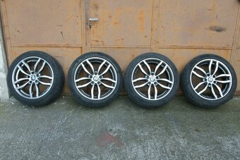 Predam BMW M Dysky R19 5x120 8,5J x19 ET 38 na pneu 245/45 - 2