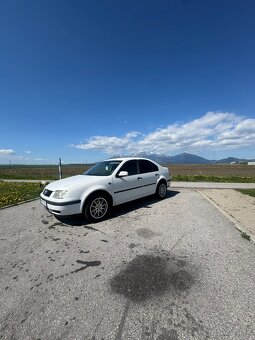VOLKSWAGEN BORA, 1.6 benzín, 74 kW, r. v. 1999 - 2
