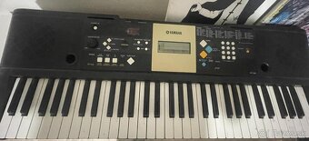 Klávesy Yamaha - 2