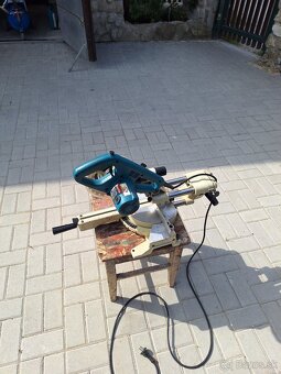 Pokosova pila Makita - 2