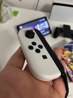 Nintendo Switch OLED - 2