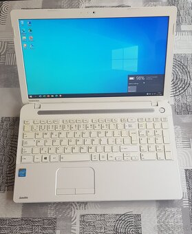 TOSHIBA SATELLITE - 2