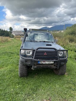 Mitshubishi pajero - 2