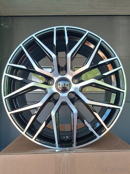 MAM RS4 R18 - 2