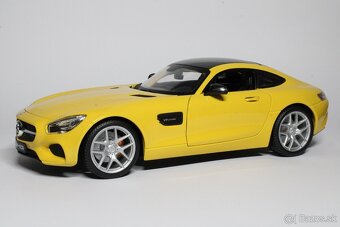 1:18 - Mercedes AMG GT - Maisto - 2