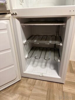 Chladnička Whirlpool - 2