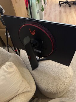 LG UltraGear 31,5” - 32GN650 - 2