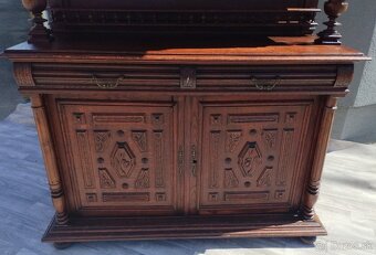 Príborník starožitný – 242 x 140 x 53 cm. - 2