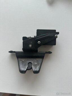 Zamok kufra Bmw e39 - 2