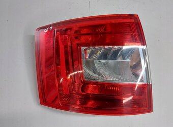 Škoda Octavia III 3 kombi 2012- ľavé a pravé zadné svetlo - 2