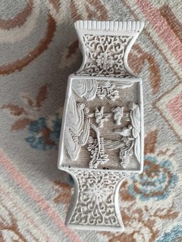 Váza s čínskym vzorom a popolník - 2