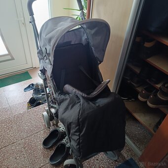 golfový kočík - 2