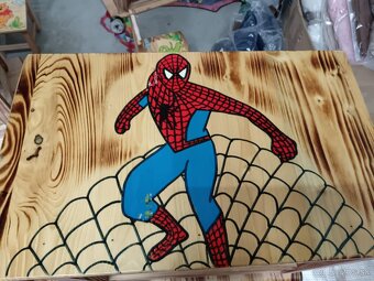 Drevený stolík - 2