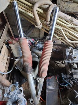 Predné tlmiče Yamaha XT 600 - 2