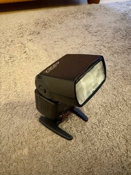 Predám Canon SpeedLite 430EX - 2