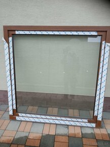 Plastové okno nové  150x150cm - 2