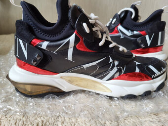 Valentino Garavani Bounce 100% original - 2