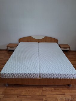 Komplet spálňa farba hruška- krémová - 2