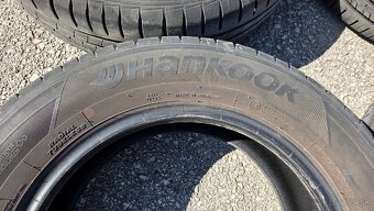 Pneu 195/65R15 - 2