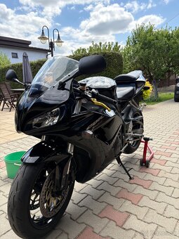 Honda CBR 1000rr 2006 - 2