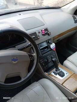 Volvo XC90 - 2